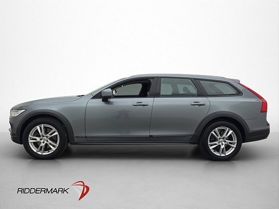 Volvo V90 Cross Country 4 of 30