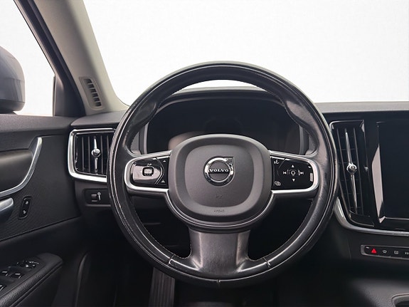 Volvo V90 Cross Country 15 of 30