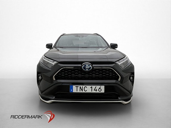 Toyota RAV4 2 of 30
