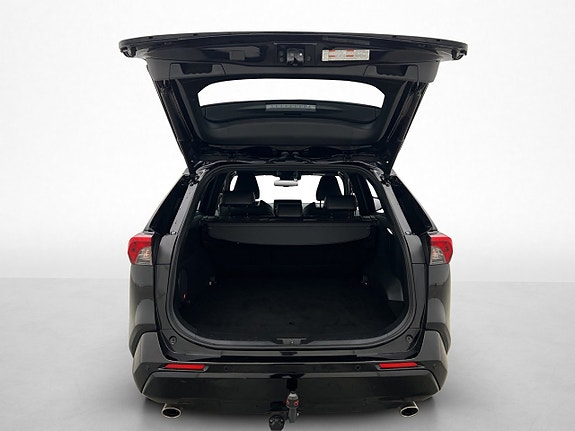 Toyota RAV4 8 of 30