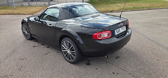 Mazda MX-5 6 of 11