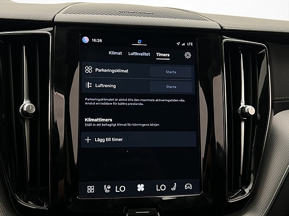 Volvo XC60 27 of 30