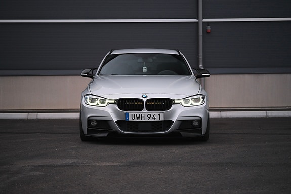 BMW 320d 2 of 9