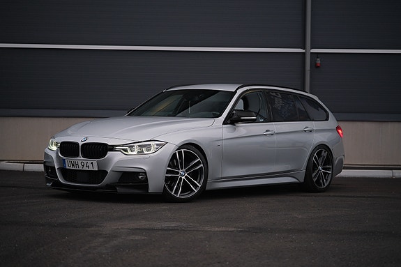 BMW 320d 3 of 9