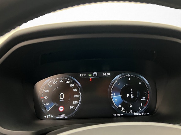 Volvo V60 Cross Country 16 of 30
