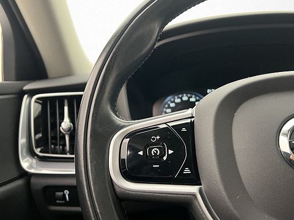 Volvo V60 Cross Country 15 of 30