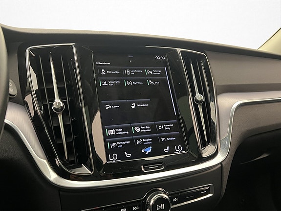 Volvo V60 Cross Country 22 of 30