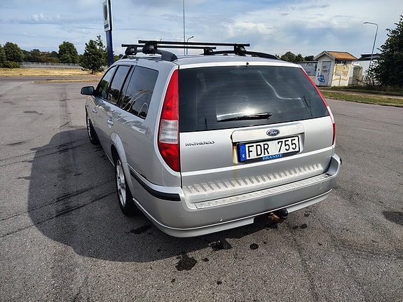 Ford Mondeo 5 of 7