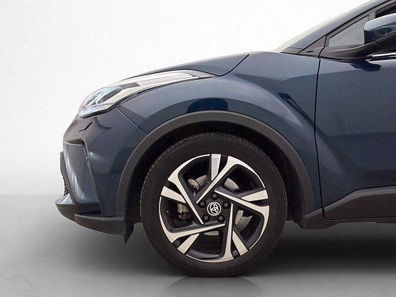 Toyota C-HR 24 of 27