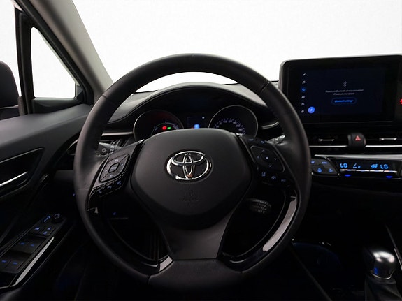 Toyota C-HR 11 of 27