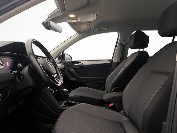 Volkswagen Tiguan 14 of 28