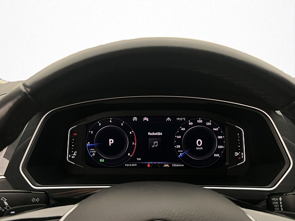 Volkswagen Tiguan 15 of 28
