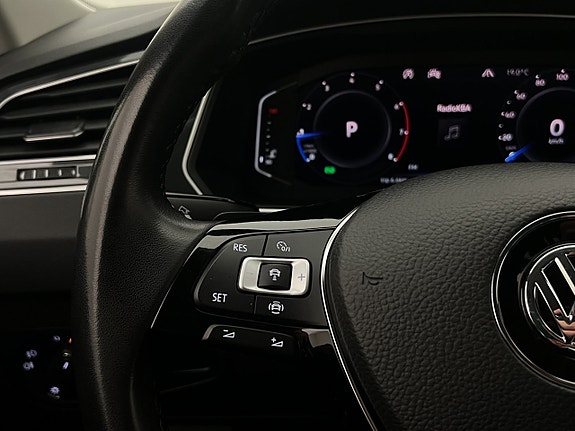 Volkswagen Tiguan 23 of 28