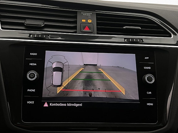 Volkswagen Tiguan 19 of 28