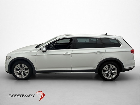 Volkswagen Passat Alltrack 2 of 28
