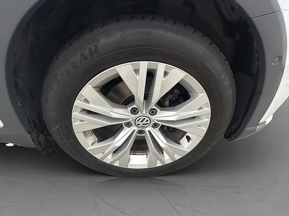 Volkswagen Passat Alltrack 28 of 28