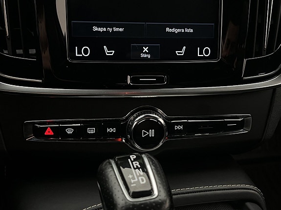Volvo V90 25 of 30