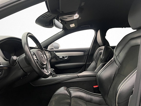 Volvo V90 15 of 30