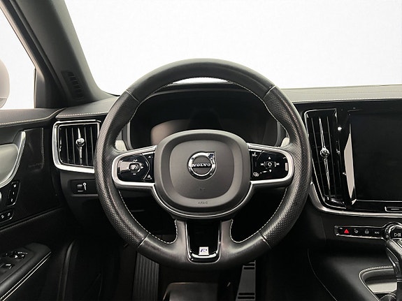 Volvo V90 13 of 30