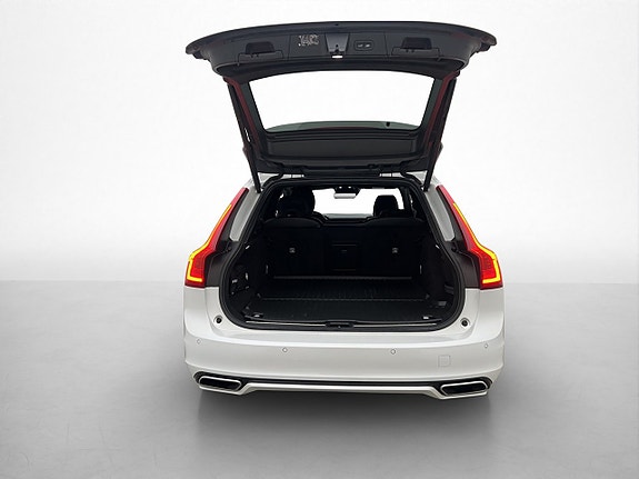 Volvo V90 9 of 30