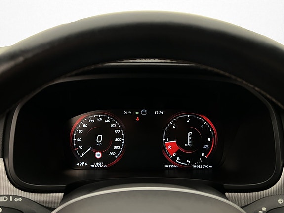 Volvo V90 17 of 30