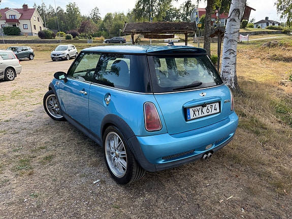 MINI Cooper S 3 of 20
