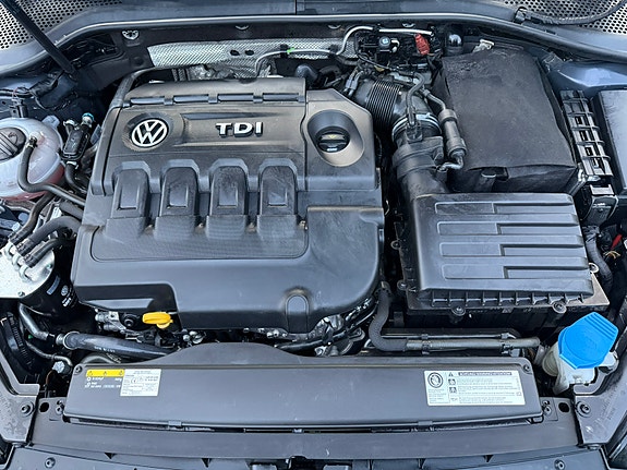 Volkswagen Golf Alltrack 13 of 13