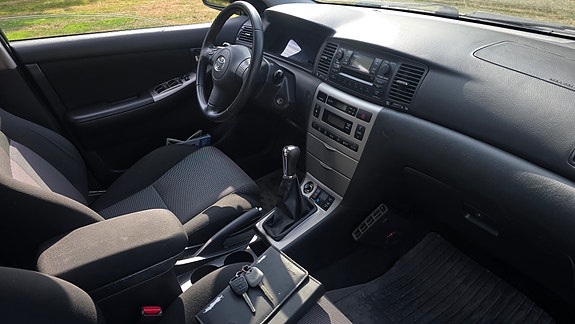 Toyota Corolla 6 of 6