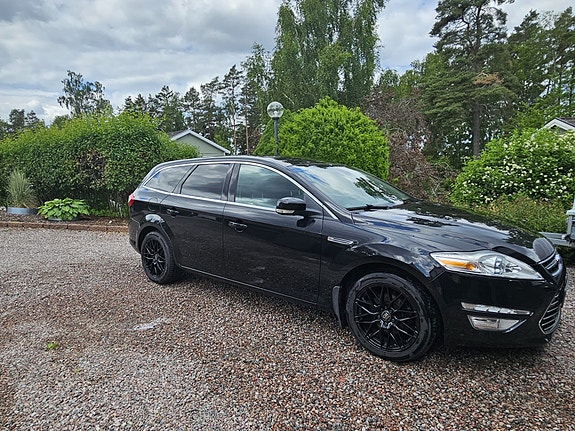 Ford Mondeo 2 of 14