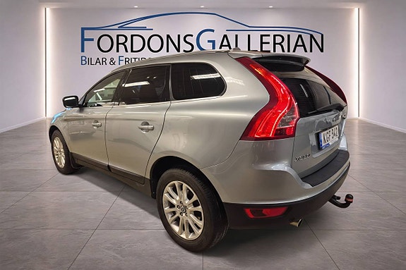 Volvo XC60 6 of 15