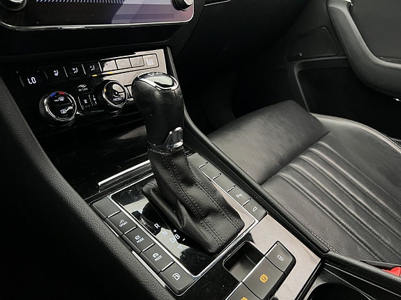 Skoda Superb 29 of 30