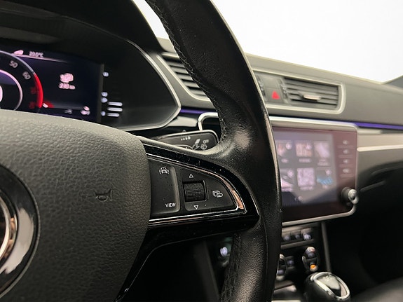 Skoda Superb 21 of 30