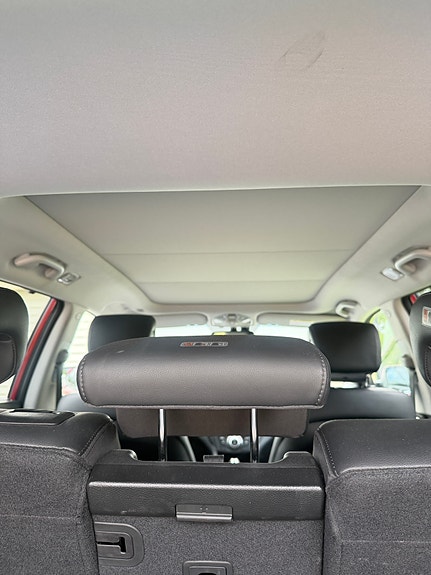Hyundai Santa Fe 12 of 19