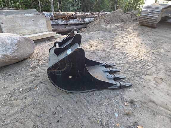 Rototilt Tandade grävskopor s60 och s40 fäste 8 of 9