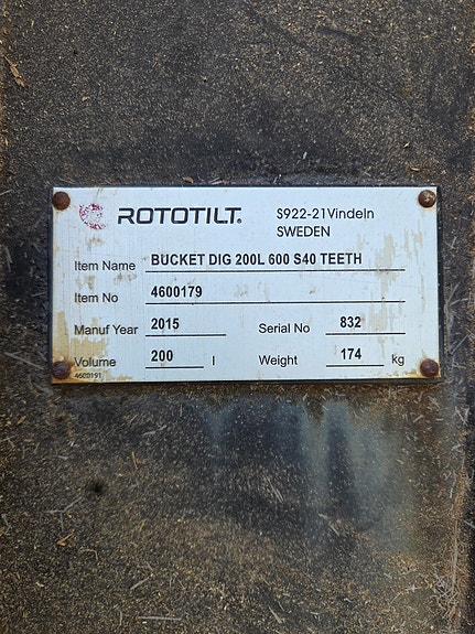 Rototilt Tandade grävskopor s60 och s40 fäste 9 of 9