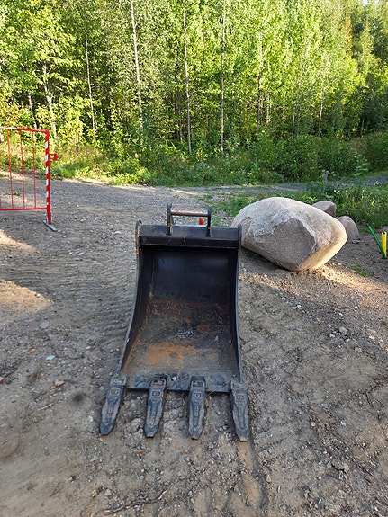 Rototilt Tandade grävskopor s60 och s40 fäste 6 of 9