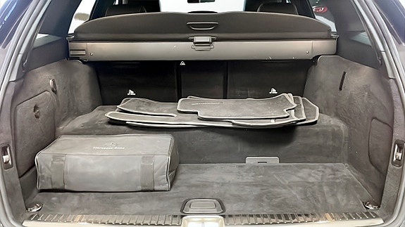 Mercedes-Benz C300 de 10 of 26