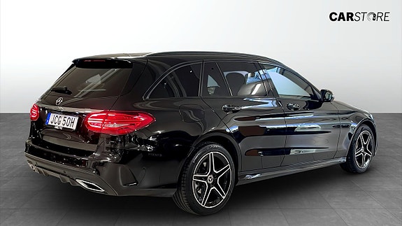 Mercedes-Benz C300 de 2 of 26