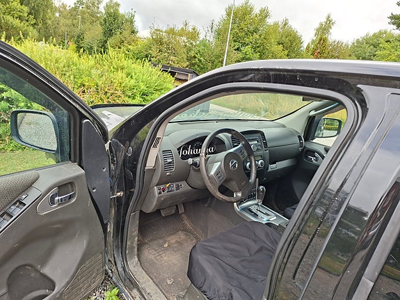 Nissan Navara 5 of 5