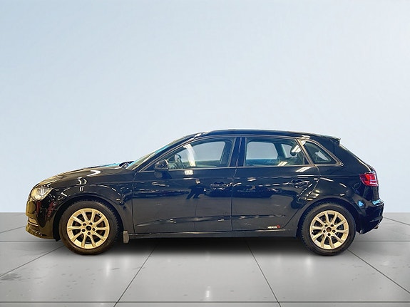 Audi A3 4 of 21