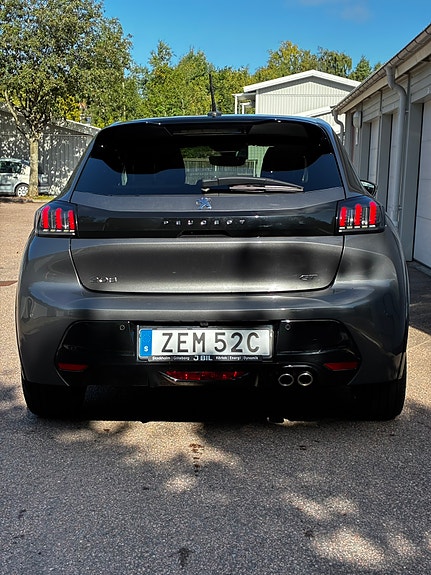 Peugeot 208 6 of 11