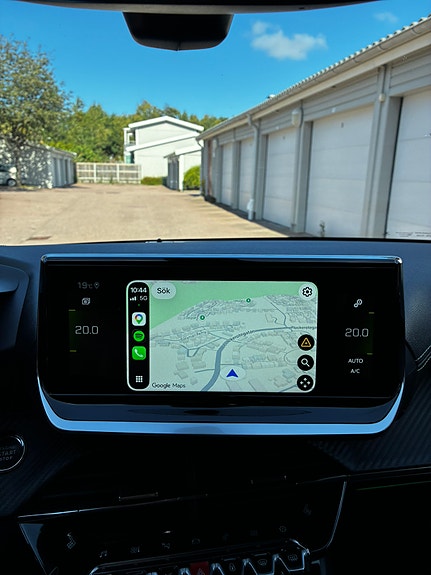 Peugeot 208 9 of 11