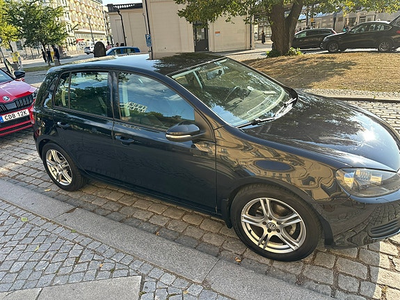 Volkswagen Golf VI 3 of 11