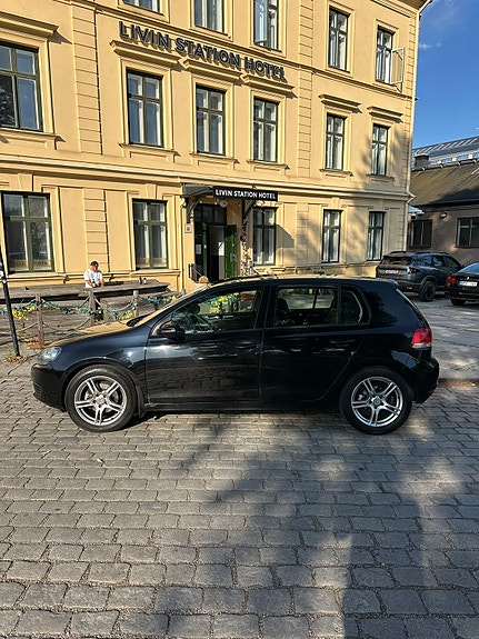 Volkswagen Golf VI 7 of 11