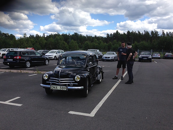 Renault 4 CV 2 of 4