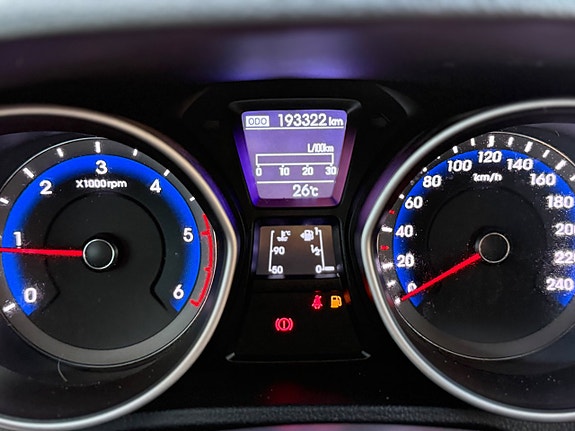 Hyundai i30 10 of 30