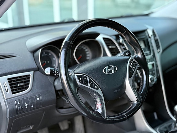 Hyundai i30 21 of 30