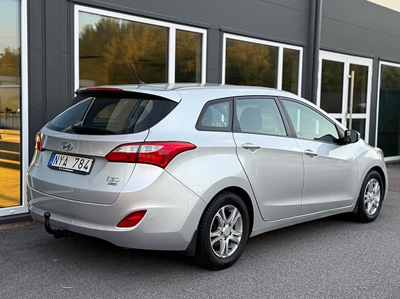 Hyundai i30 3 of 30