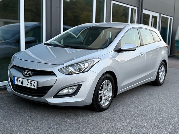 Hyundai i30 14 of 30
