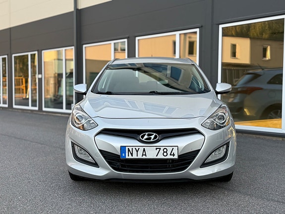 Hyundai i30 11 of 30